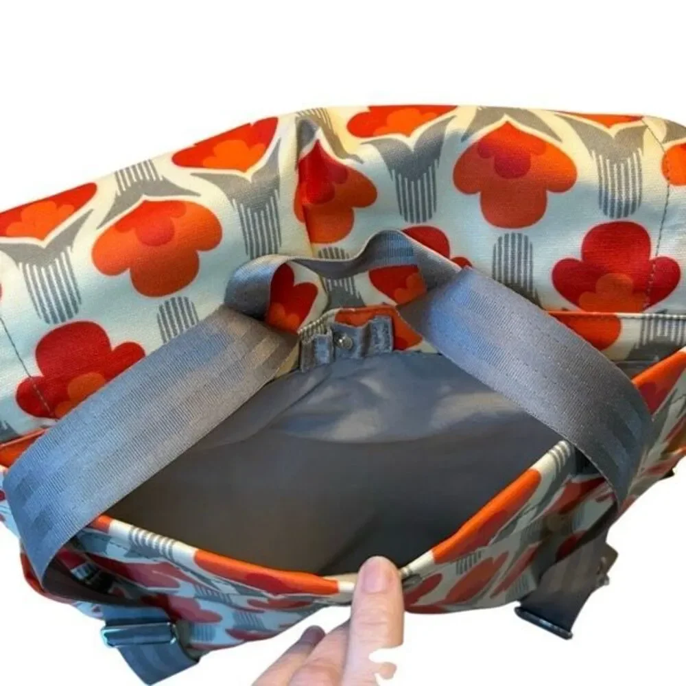 Petunia Pickle Bottom Boxy Baby Bag | Coated Canvas | Excellent Condition